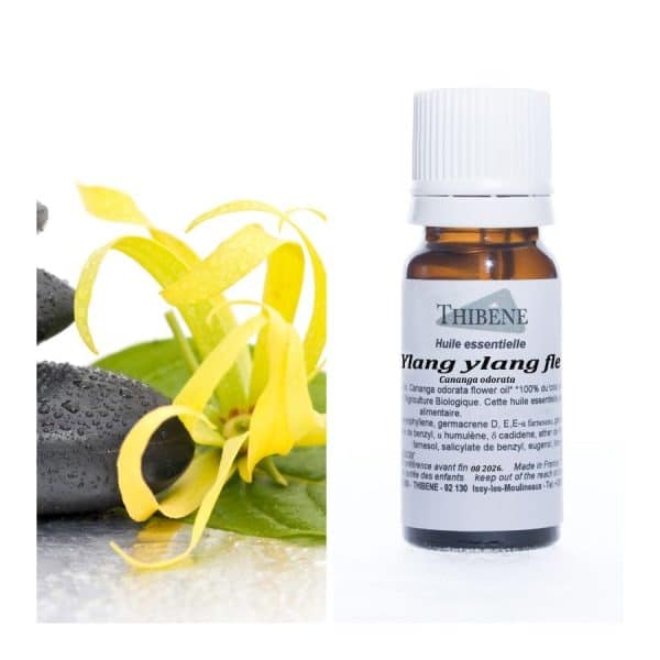 Flacon d'huile essentielle d'ylang-ylang bio 10 ml sélectionné par Les Essentiels d'Isabelle.