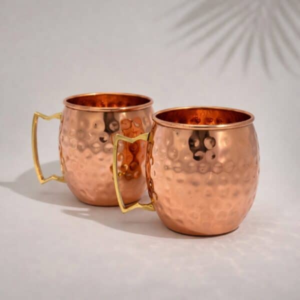 Ensemble de 2 grandes tasses à anses, fabriqué à la main, en cuivre pur avec une finition martelée.
