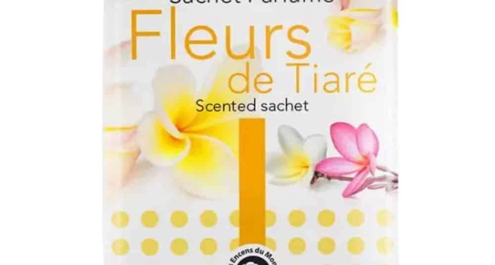 Sachet parfumé Fleur de Tiaré Aromandise pour parfumer naturellement le linge, les placards et la maison avec une senteur exotique et vanillée.