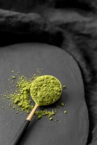 Poudre de feuilles de moringa bio, sans tiges, idéale pour la cuisine et les boissons