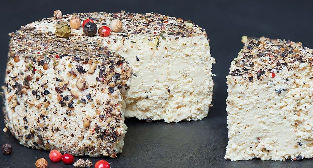 From'Jamy Poivre 5 Baies Bio Sojami, palet végétal au soja bio lactofermenté délicatement relevé par un mélange de cinq baies.